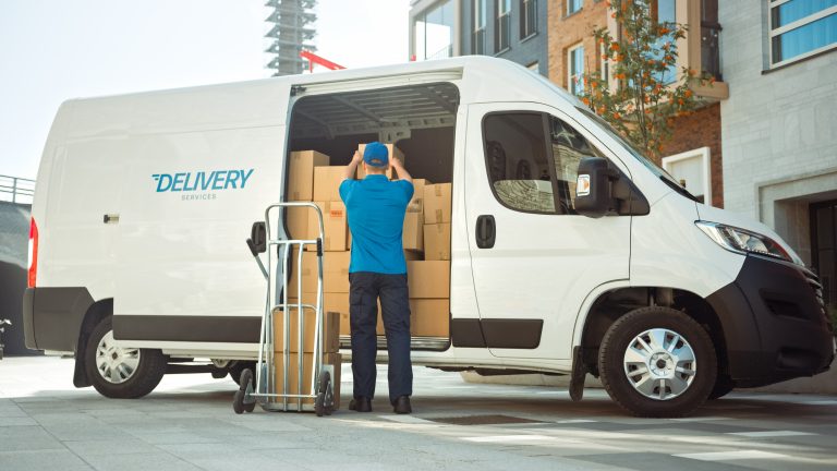 eCommerce courier